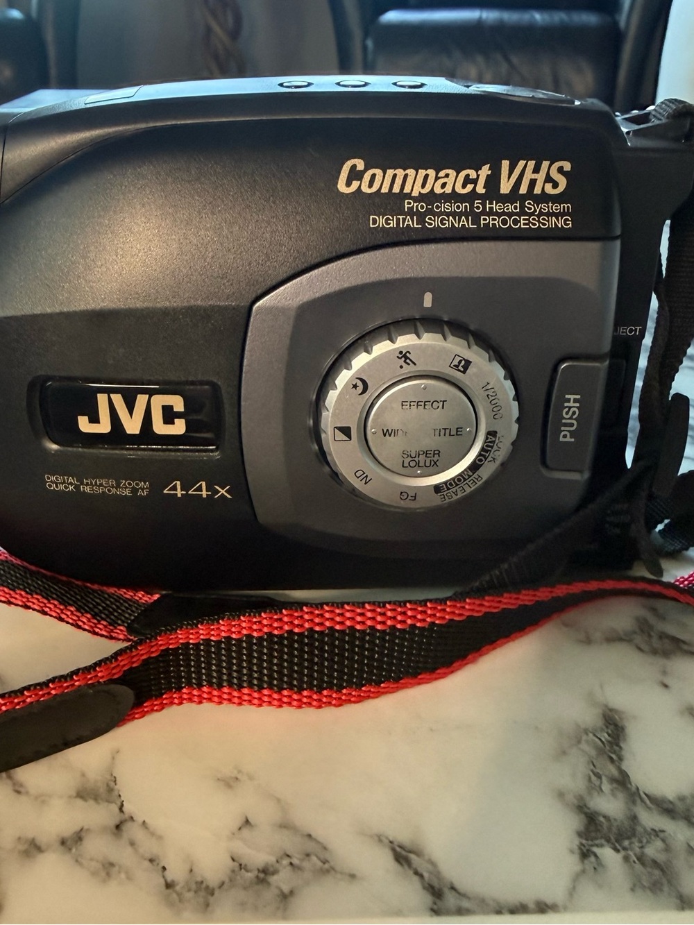 JVC GR-AX930U Compact VHS-C Camcorder VideoMovie Camera Untested For Parts